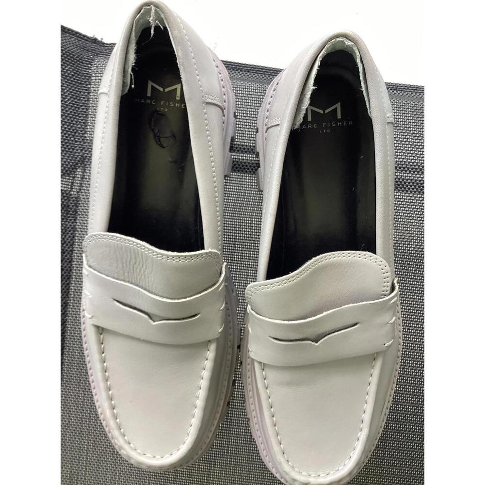 Marc Fisher LTD Morris Loafers 9M • Gray Leather Chunky Sole Slip-On Shoes
